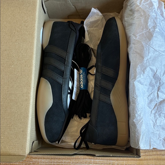 Adidas Taekwondo Women's 8.5, 9.5 Mei Ballet Black Suede Sneakers - Picture 7 of 7